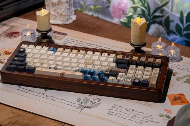 Sealed Garden Keycap Set Photo 4