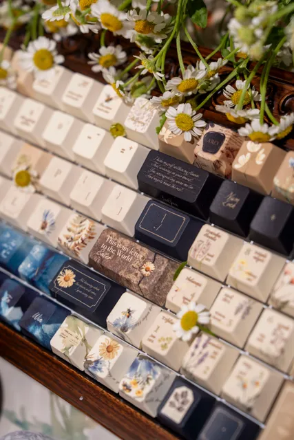 Sealed Garden Keycap Set Photo 5