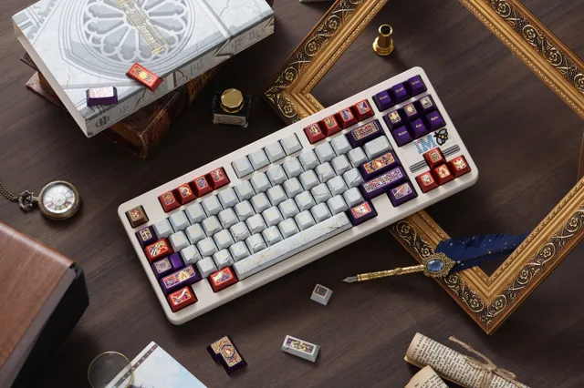 Notre-Dame Archive Keycap Set Photo 17